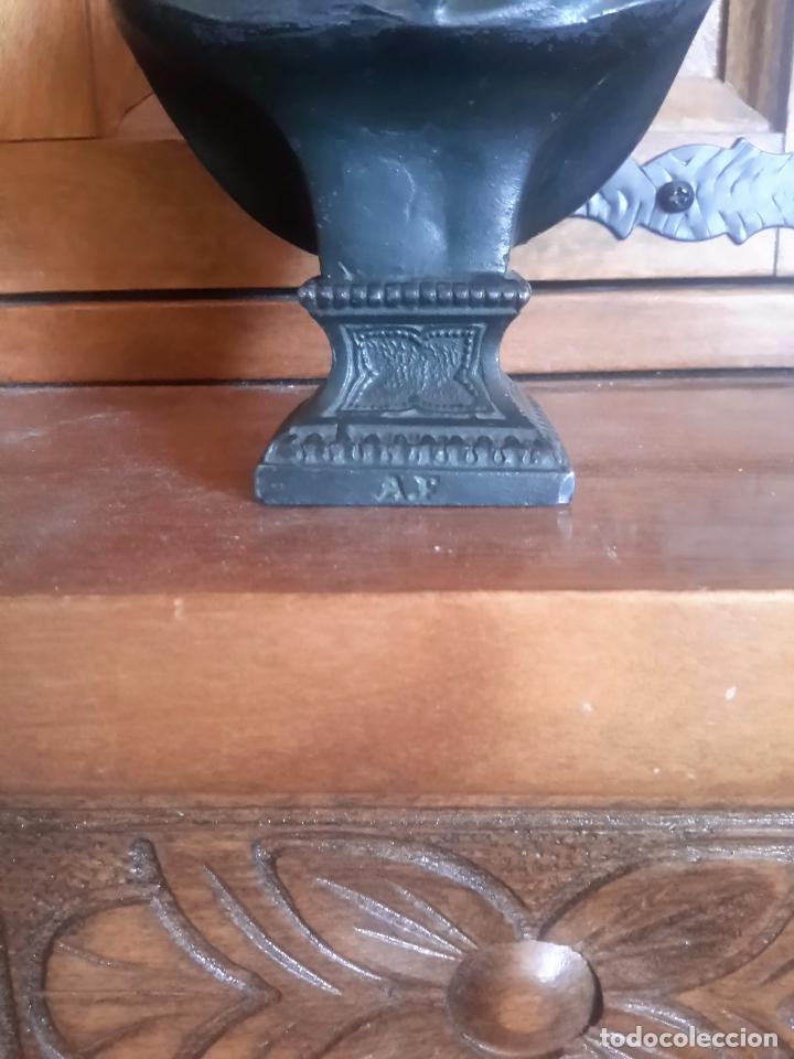 Antig&uuml;edades: Busto de Jes&uacute;s  en calamina - Foto 2
