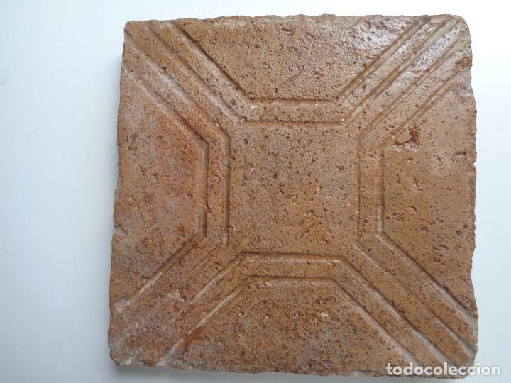 Antig&uuml;edades: AZULEJO BALDOSA SIGLO XVIII.REF&ordf;14D - Foto 1