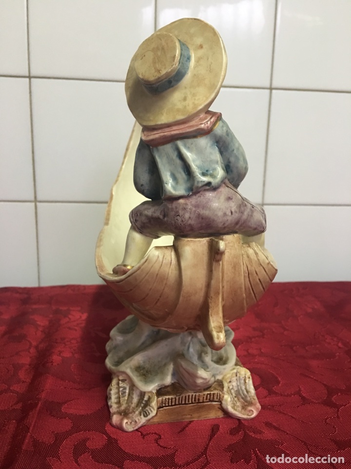 Antig&uuml;edades: Fabuloso biscuitt centroeuropeo &rdquo;ni&ntilde;o en barca &rdquo; - Foto 2