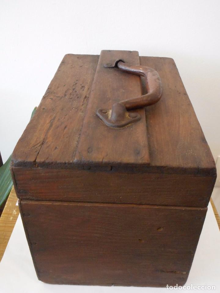 Antig&uuml;edades: MALETIN- BAUL DE MADERA - Foto 5