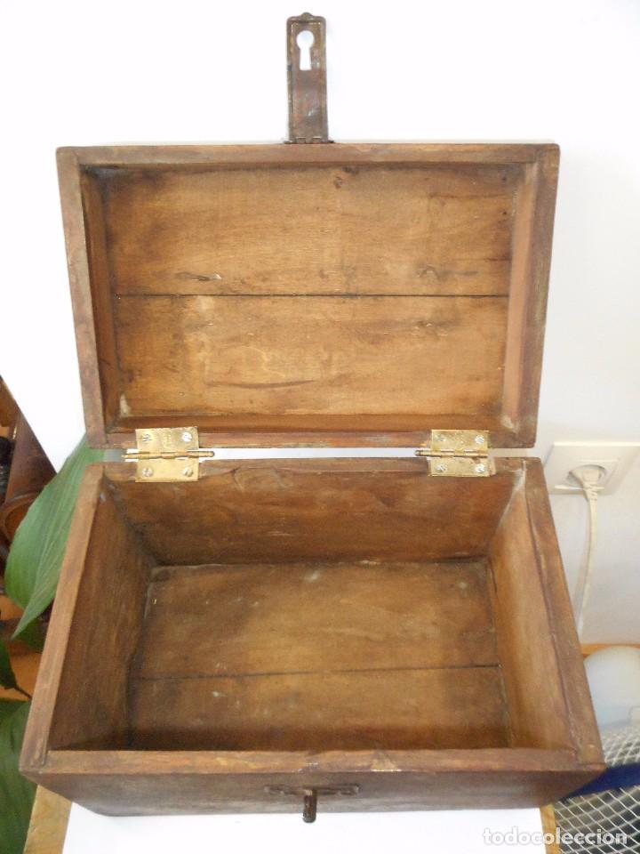 Antig&uuml;edades: MALETIN- BAUL DE MADERA - Foto 6