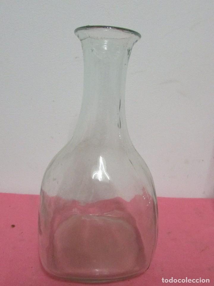 Antig&uuml;edades: Decantador de vino en cristal # - Foto 1