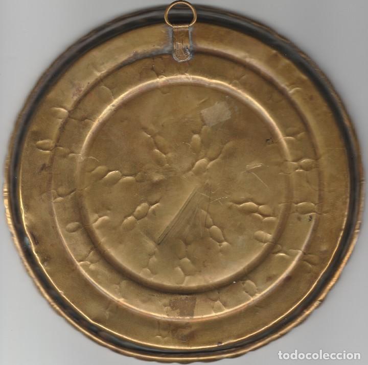 Antig&uuml;edades: ANTIGUO PLATO DE BRONCE-ROBERT BURNS - Foto 2