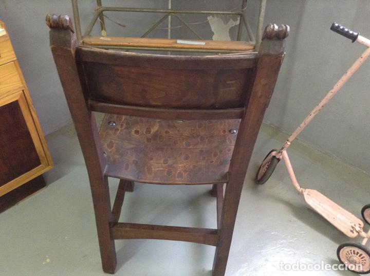 Antig&uuml;edades: Silla castellana de madera de roble - Foto 5