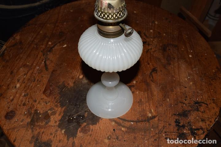 Antig&uuml;edades: Antiguo quinqu&eacute; - Foto 2