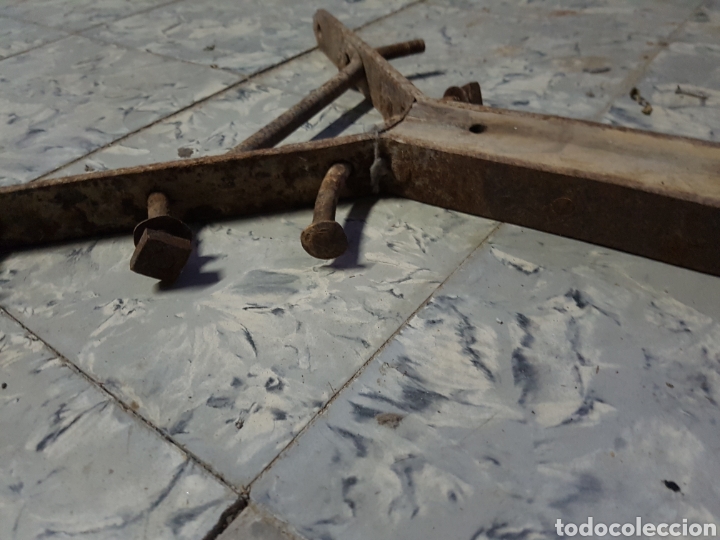 Antig&uuml;edades: herramienta o parte de herramienta, en hierro, ARADO? - Foto 2