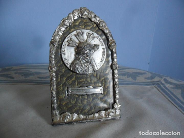 Antig&uuml;edades: PLACA O CAPILLA DE SOBRE MESA CON IMAGEN DE JES&Uacute;S DEL GRAN PODER - ANTIGUO - Foto 3