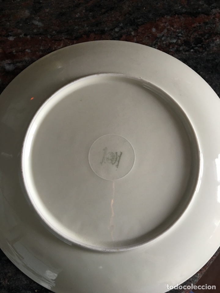 Antig&uuml;edades: Plato pintado a mano - Foto 2