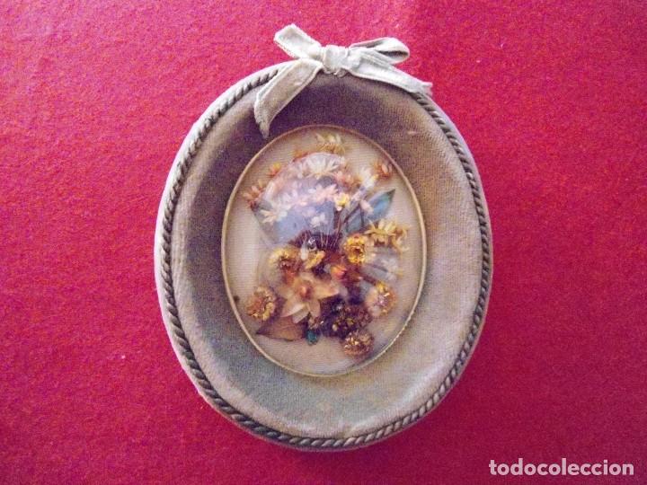Antig&uuml;edades: ANTIGUO CUADRITO CON COMPOSICION FLORAL - Foto 1