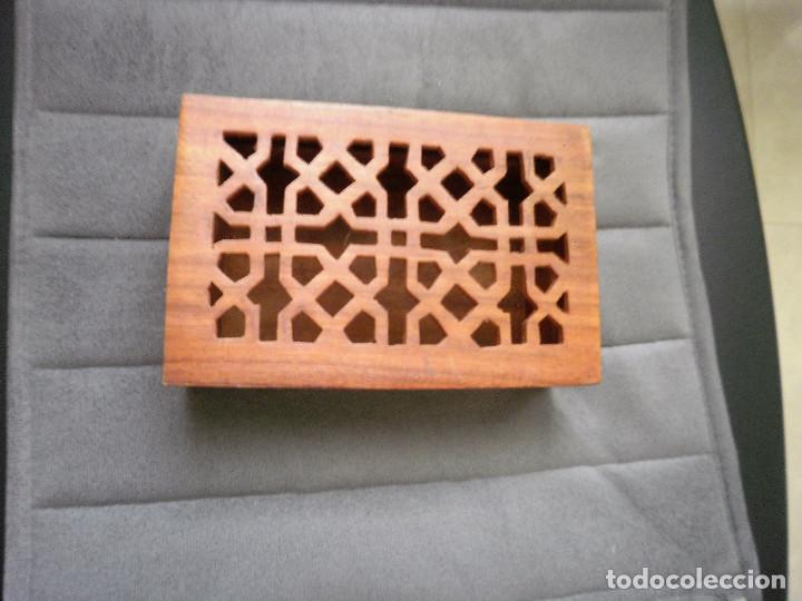Antig&uuml;edades: Caja de madera. - Foto 2