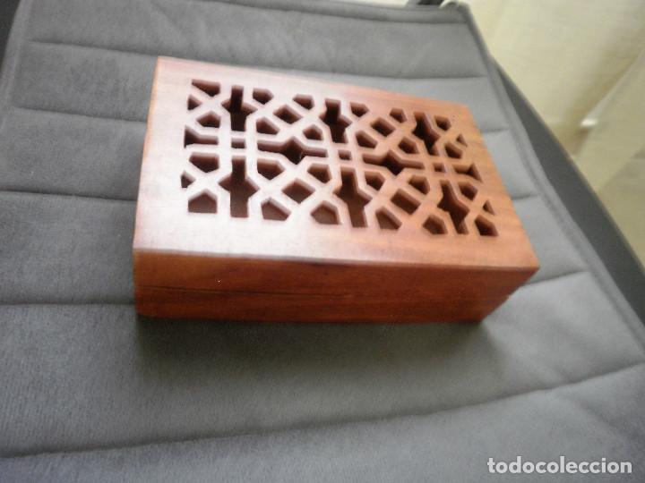 Antig&uuml;edades: Caja de madera. - Foto 3