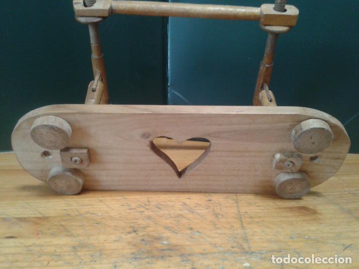 Antig&uuml;edades: Bastidor rectangular antiguo de madera para tejer o bordar. Regulable con tuercas de tensi&oacute;n. ,15,5 - Foto 13