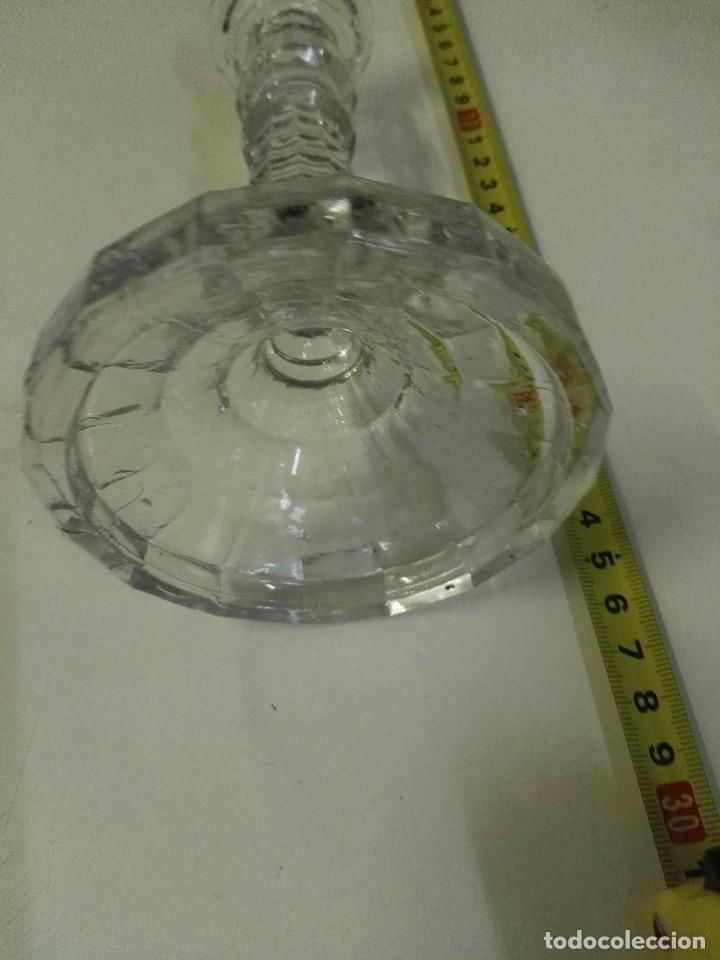 Antig&uuml;edades: Candelabro, portavelas de cristal - Foto 3