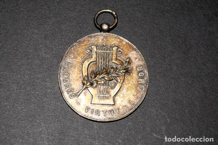 Antig&uuml;edades: MEDALLA DE PLATA PROGRES VIRTUT I AMOR A&Ntilde;O 1952 CLAVE CORAL - Foto 4