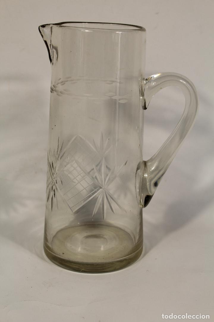 Antig&uuml;edades: jarra de agua en cristal de santa lucia