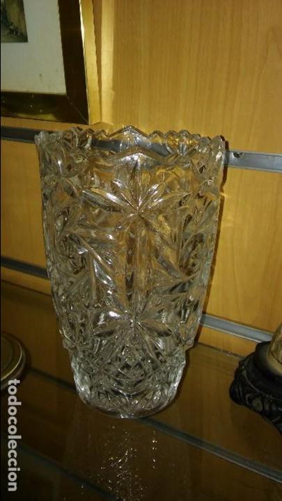 Antig&uuml;edades: Jarr&oacute;n cristal tallado - Foto 1