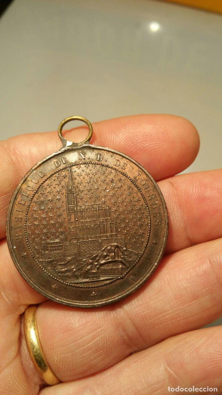 Antig&uuml;edades: MEDALLA EN BRONCE LOURDES - BASILIQUE - Foto 2