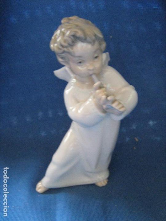 Antig&uuml;edades: ANGELITO TOCANDO LA FLAUTA DE LLADRO PARA RESTAURAR - Foto 1