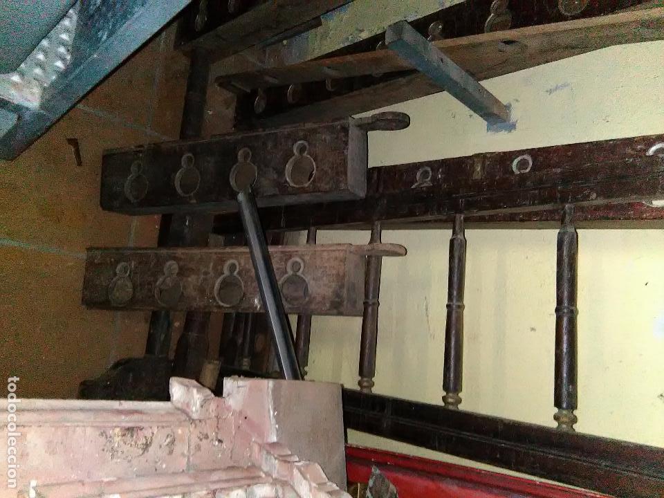 Antig&uuml;edades: hachero candelero para cirios velas - Foto 13