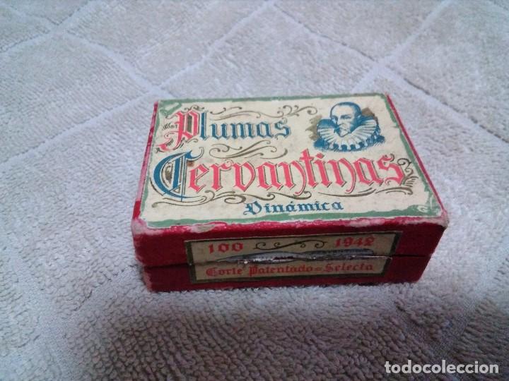 Antiguidades: Caja con antiguas plumillas CERVANTINAS