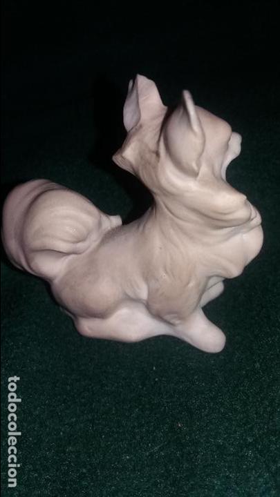 Antig&uuml;edades: perro lladro - Foto 4