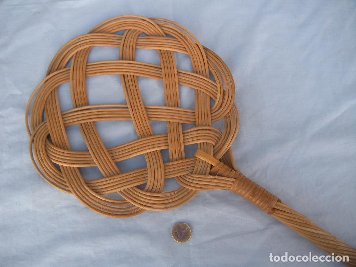 Antig&uuml;edades: ANTIGUO ESPOLSADOR DE RATTAN - Foto 3