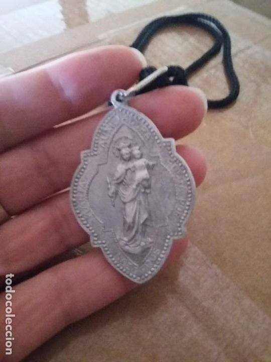 Antig&uuml;edades: Antigua medalla - Foto 3