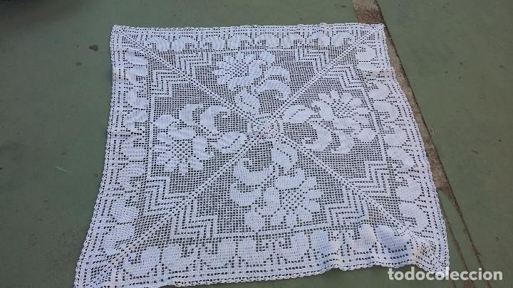 Antig&uuml;edades: pa&ntilde;o de mesa hecho a mano - Foto 1