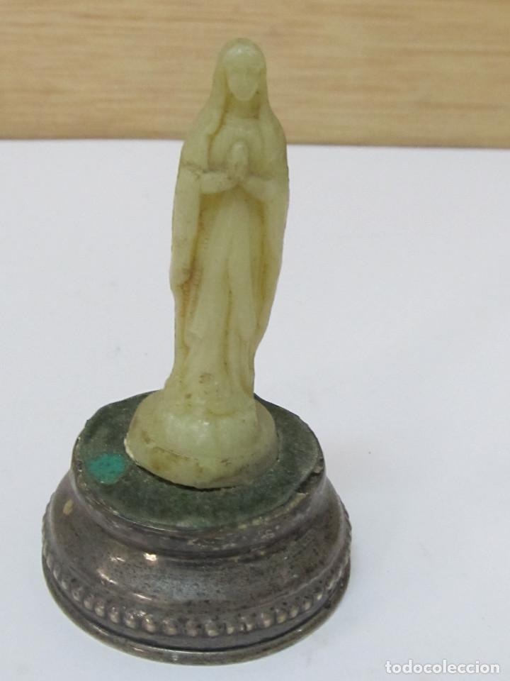 Antig&uuml;edades: FIGURITA DE LA VIRGEN CON PIE DE PLATA - Foto 1