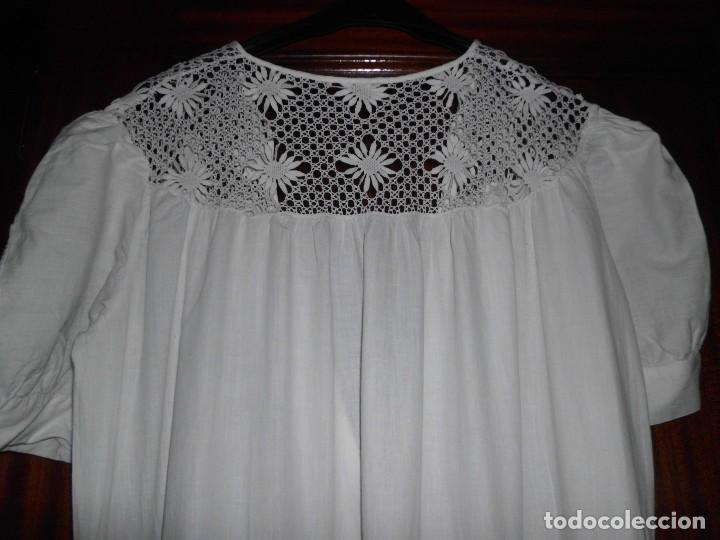 Antig&uuml;edades: ANTIGUO CAMISON MUJER DE HILO Y BOLILLO - Foto 1