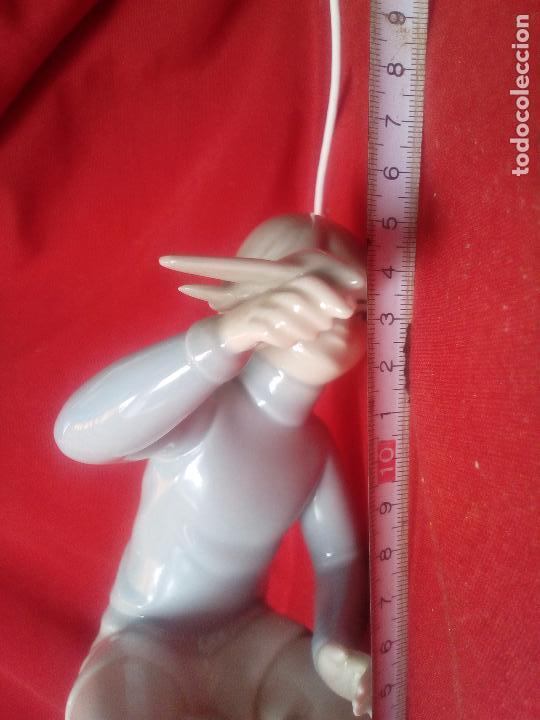Antig&uuml;edades: NI&Ntilde;O VOLANDO UN AVION - Foto 8