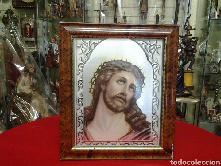 Antig&uuml;edades: Cuadro de Nuestro Se&ntilde;or en un fino relieve