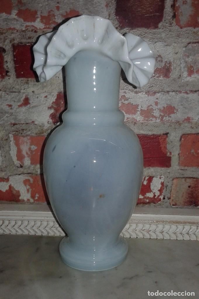 Antig&uuml;edades: JARRON OPALINA BLANCO - Foto 3