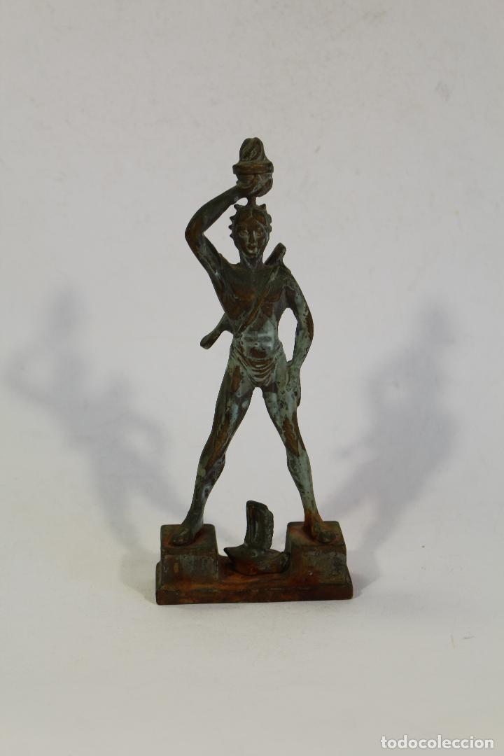 Antig&uuml;edades: figura coloso de rodas en bronce - Foto 6