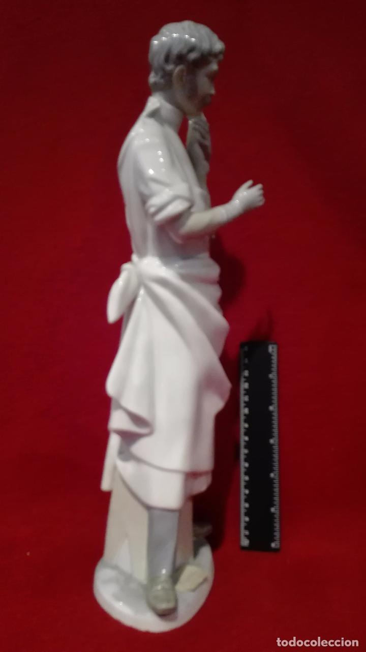 Antig&uuml;edades: Figura Lladr&oacute; de Comadr&oacute;n. - Foto 6
