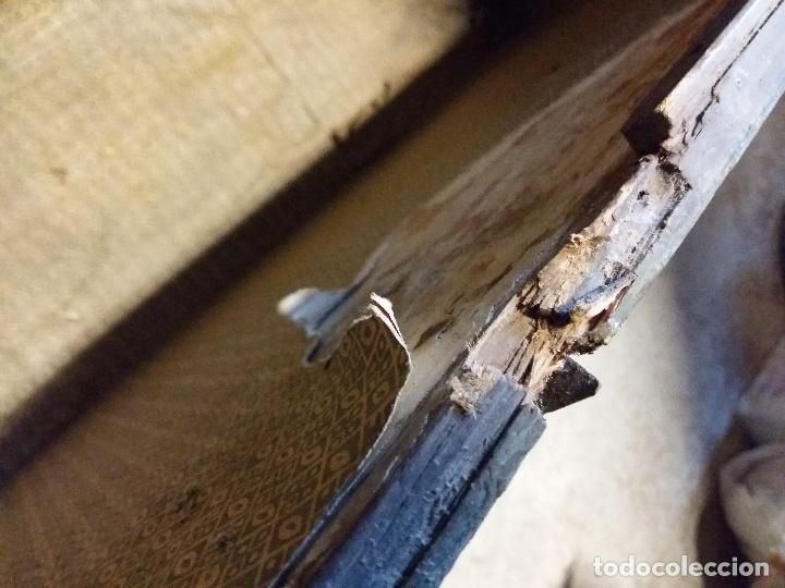 Antig&uuml;edades: Ba&uacute;l de 90 x 46 x 49 cm de madera, decorado - Foto 12