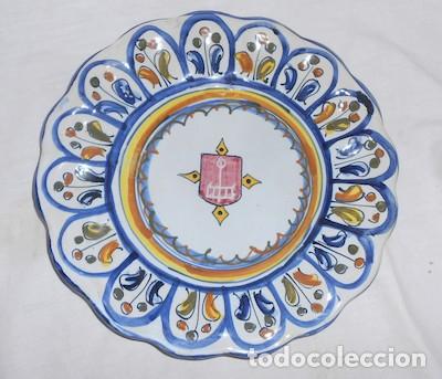 Antig&uuml;edades: PLATO DE PORCELANA DE TALAVERA - Foto 1