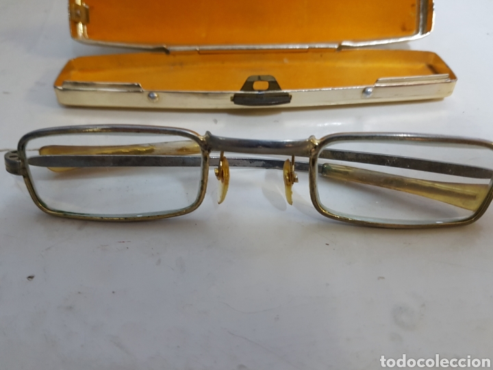 Antig&uuml;edades: Gafas con estuche met&aacute;lico - Foto 2