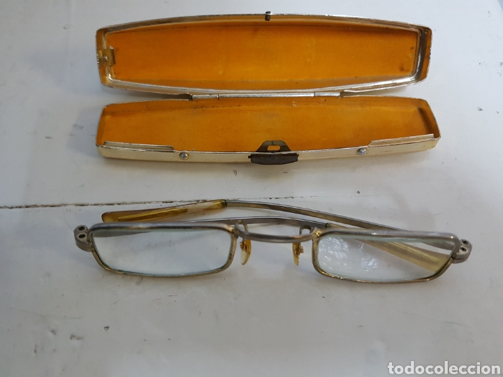 Antig&uuml;edades: Gafas con estuche met&aacute;lico - Foto 3