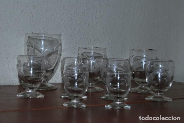 Antiguidades: NUEVE COPAS DE CRISTAL TALLADO - CUATRO TAMA&Ntilde;OS - A&Ntilde;OS 40