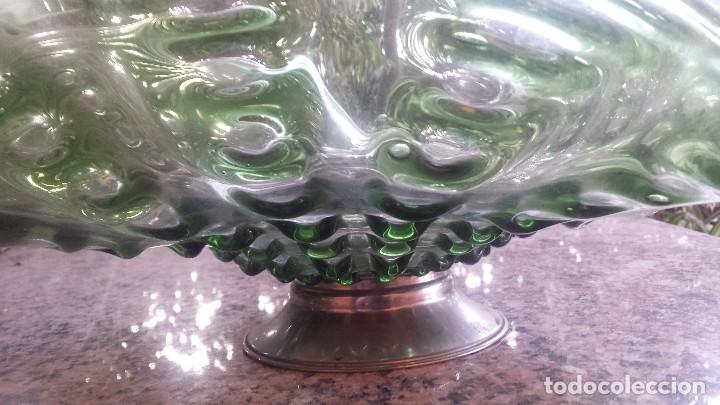 Antig&uuml;edades: antiguo centro de mesa de cristal - Foto 4