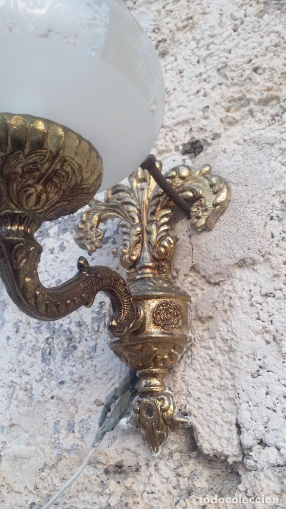 Antig&uuml;edades: antiguo aplique de pared metalico, - Foto 2