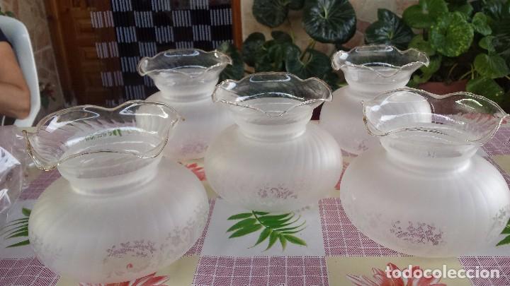 Antig&uuml;edades: antiguo juego de 5 tulipas - Foto 1