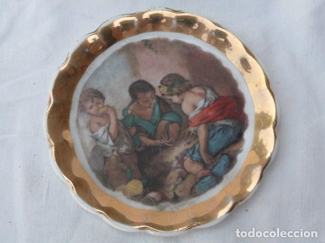 Antig&uuml;edades: JOYERO Y 2 PEQUE&Ntilde;OS PLATOS DECORATIVOS. - Foto 4