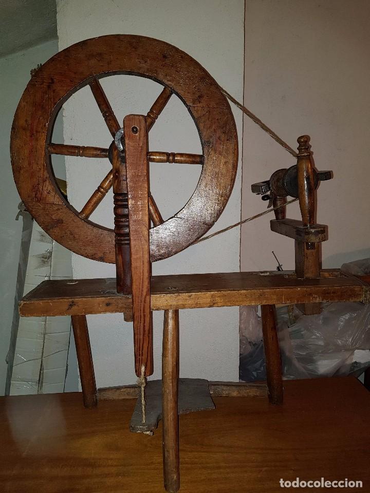 Antig&uuml;edades: Rueca antigua - Foto 2