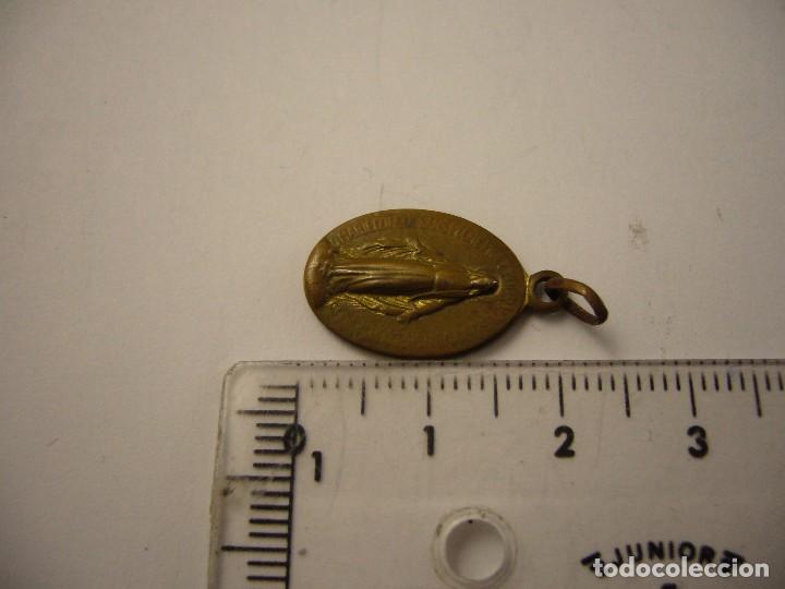 Antig&uuml;edades: ANTIGUA MEDALLA RELIGIOSA - Foto 3