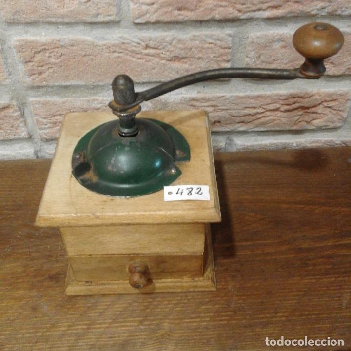 Antig&uuml;edades: ANTIGUO MOLINILLO DE CAFE - Foto 1