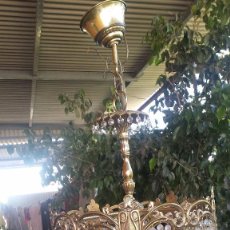 Antigüedades: ANTIGUA LAMPARA DE BRONCE Y CRISTALES. Lote 99937155