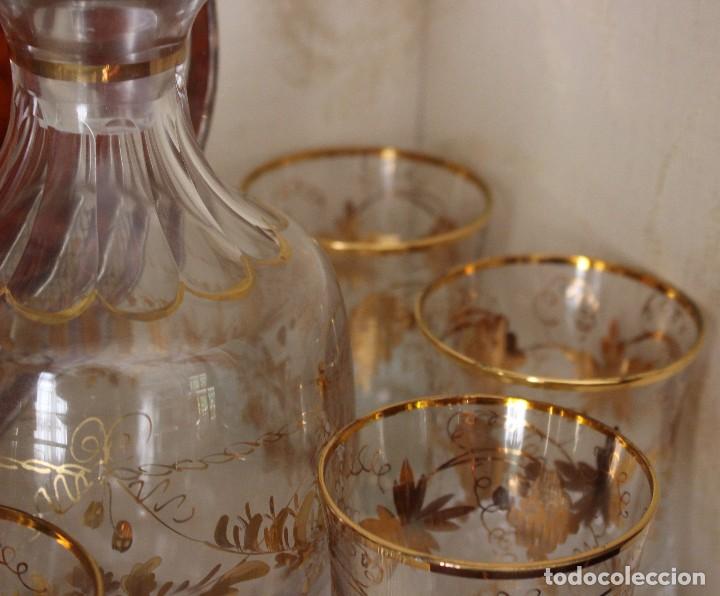Antig&uuml;edades: BOTELLA CON 6 VASOS SIGUIENDO MODELOS DE LA GRANJA - Foto 5