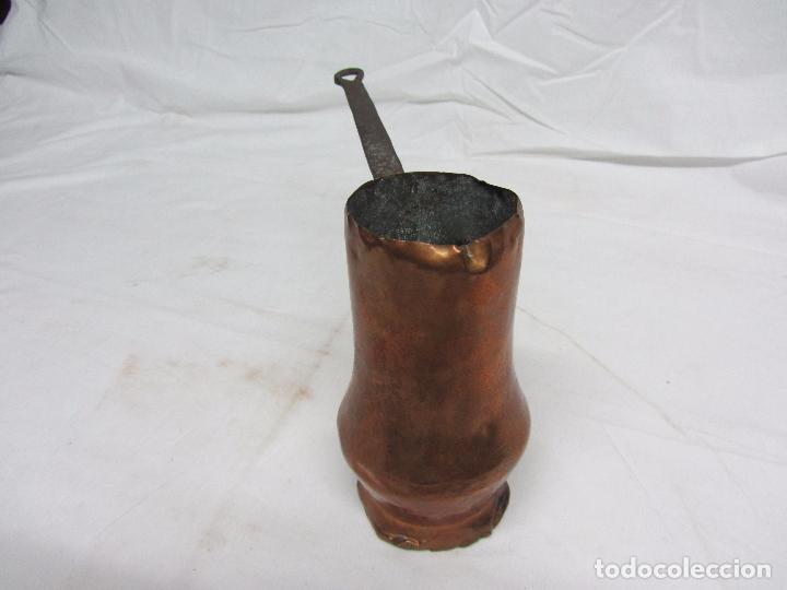 Antig&uuml;edades: Lote de cuatro chocolateras en cobre - Foto 3